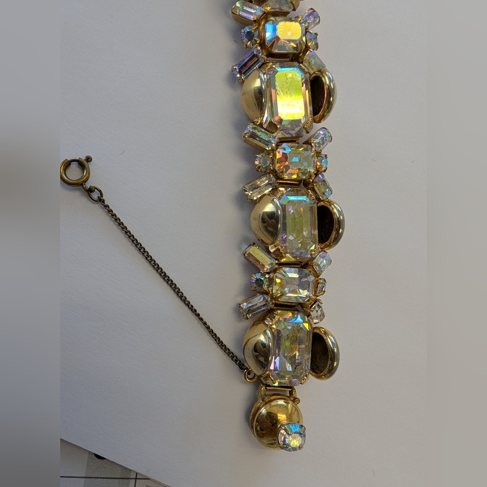 VTG CHUNKY AB CRYSTAL GOLD TONE BRACELET - Picture 12 of 14